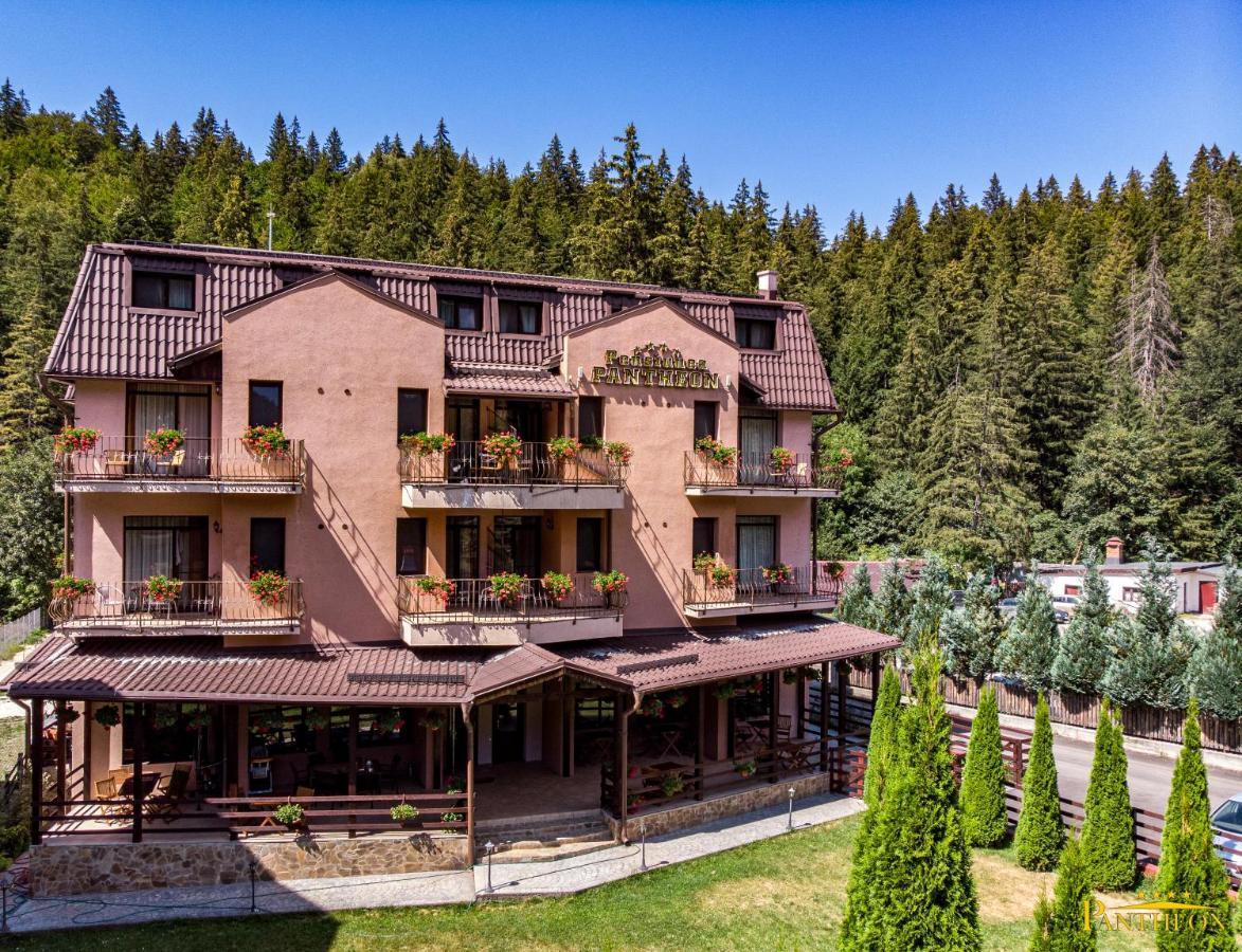 Pension Pantheon Poiana Brasov Exteriör bild